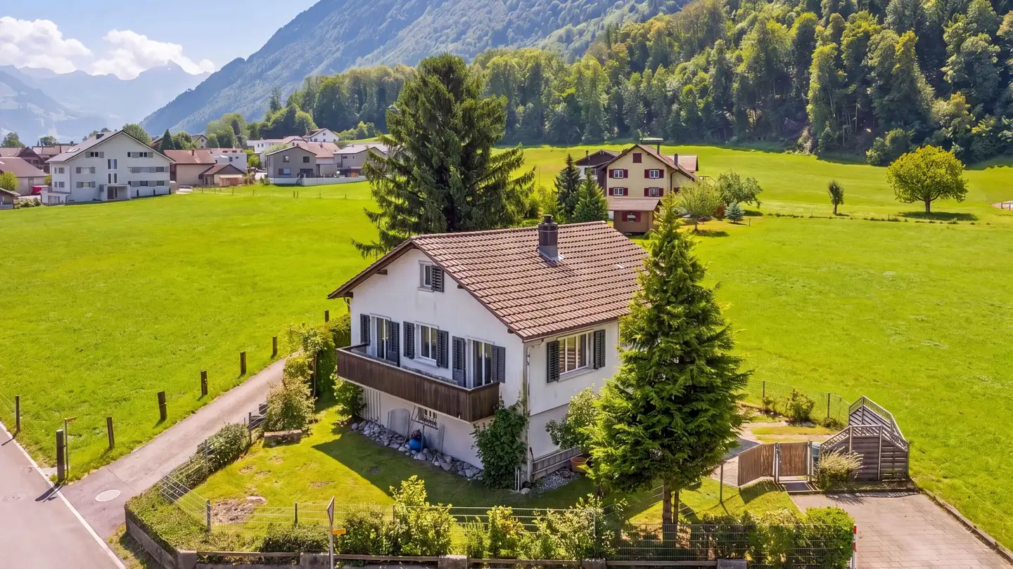 Einfamilienhaus kaufen - 8865 Bilten