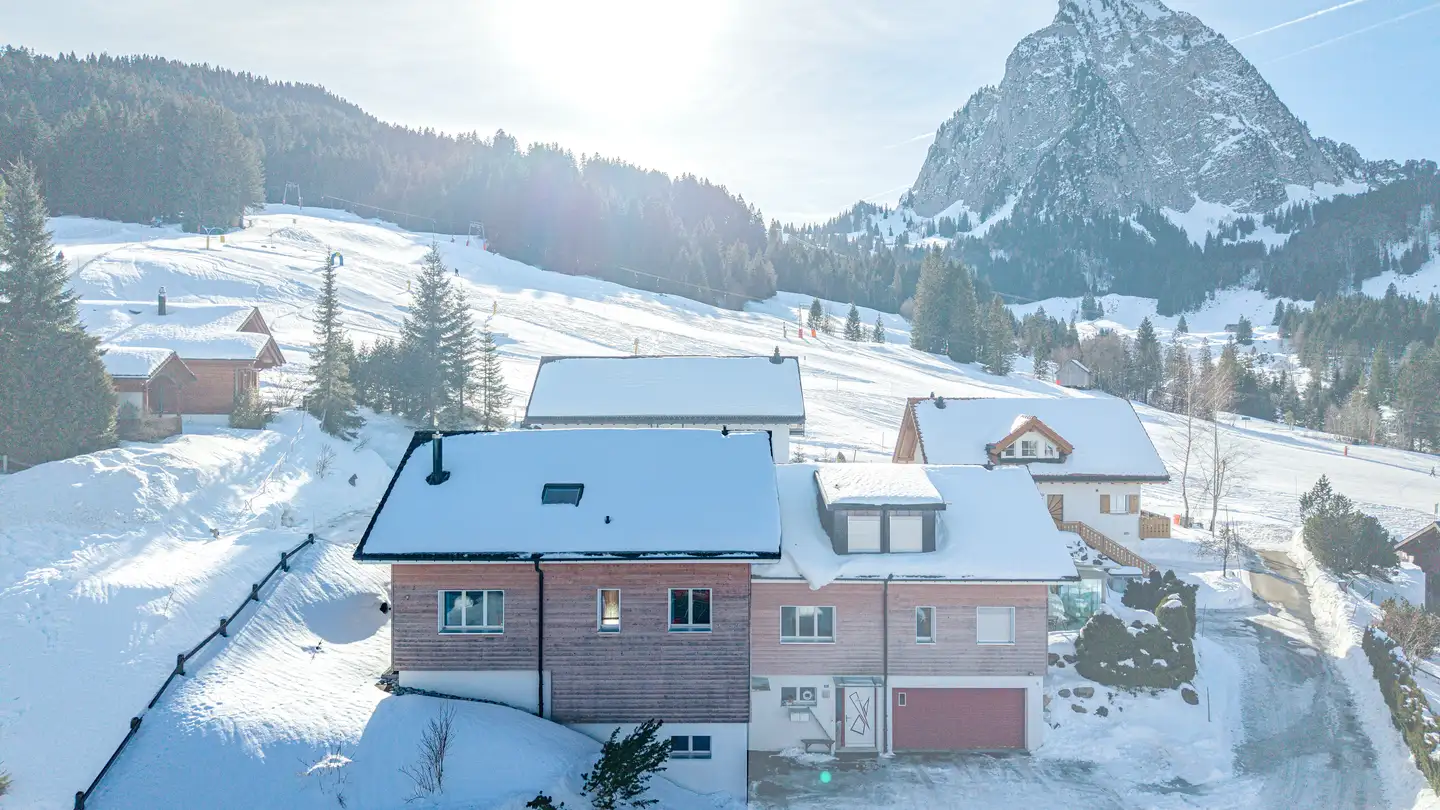 Maison individuelle à vendre - 8849 Alpthal