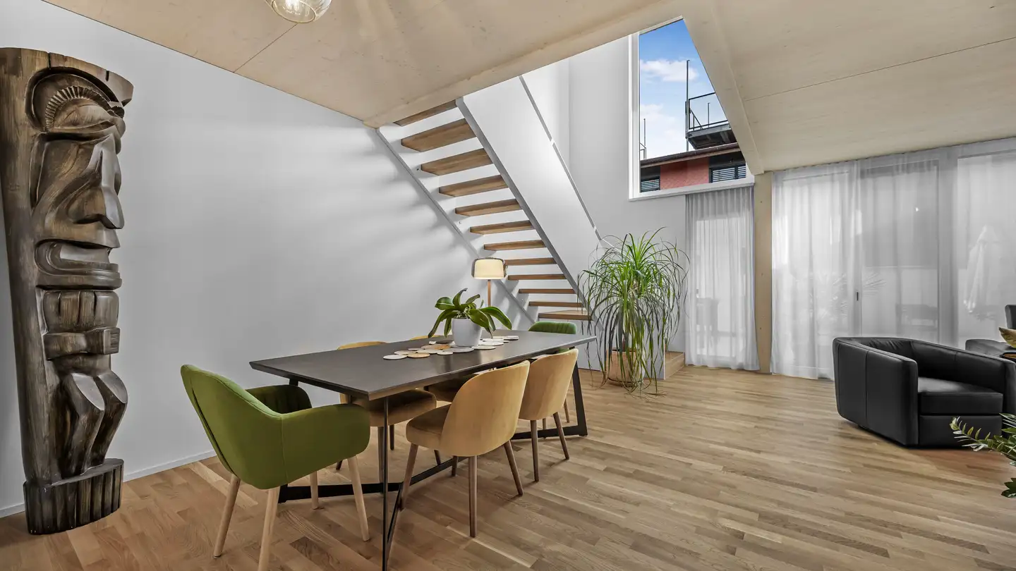 Row house for sale - 6026 Rain - Photo 3