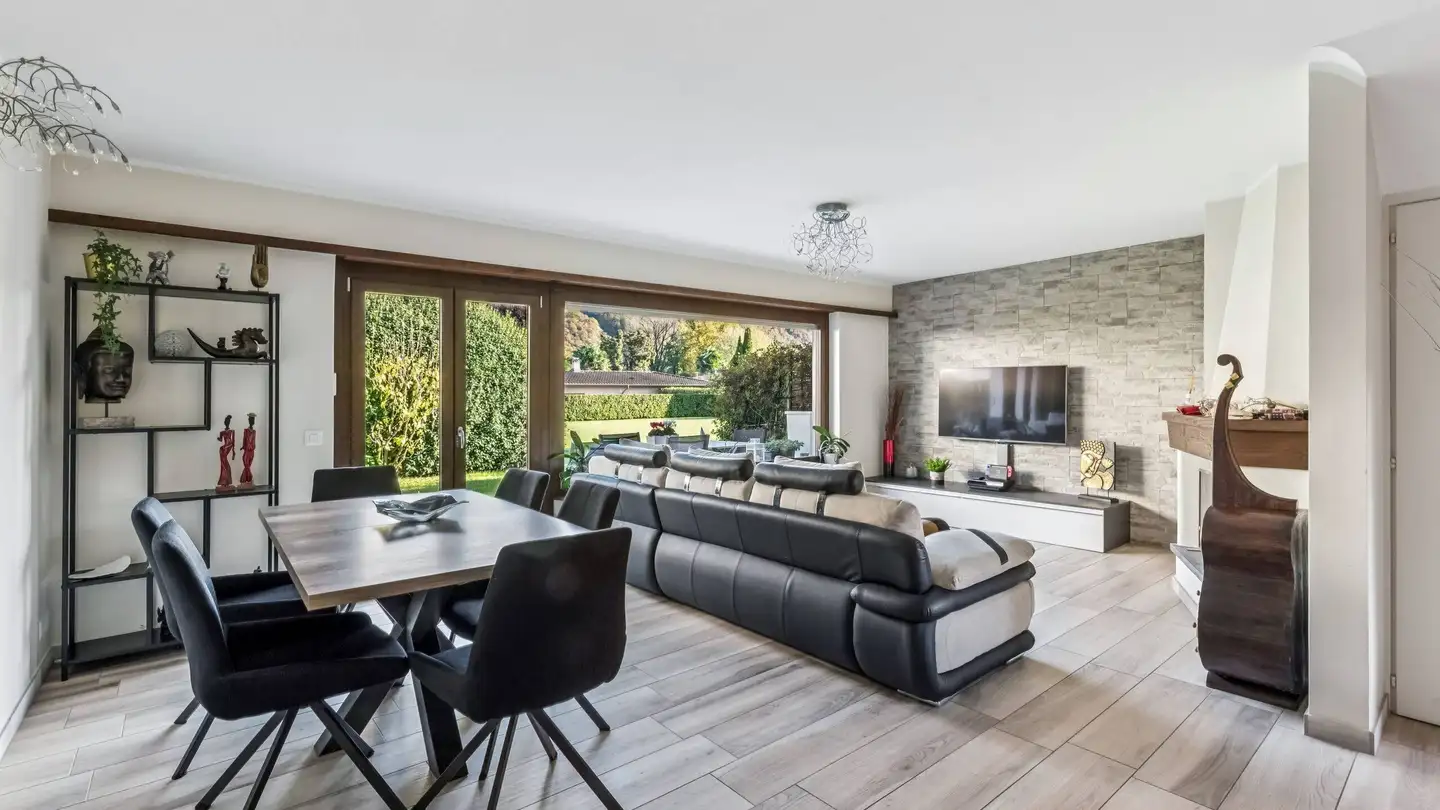 Row house for sale - 6983 Magliaso