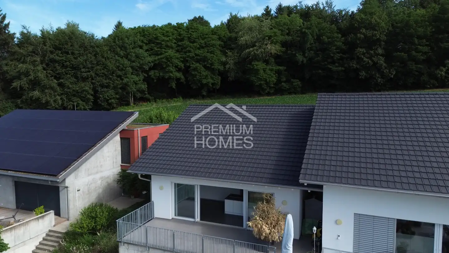 Semi-detached house for sale - 4584 Lüterswil