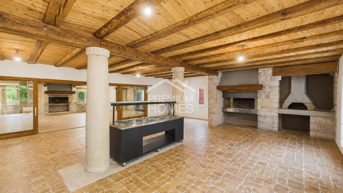 Restaurant for sale - 2762 Roches BE - Photo 3