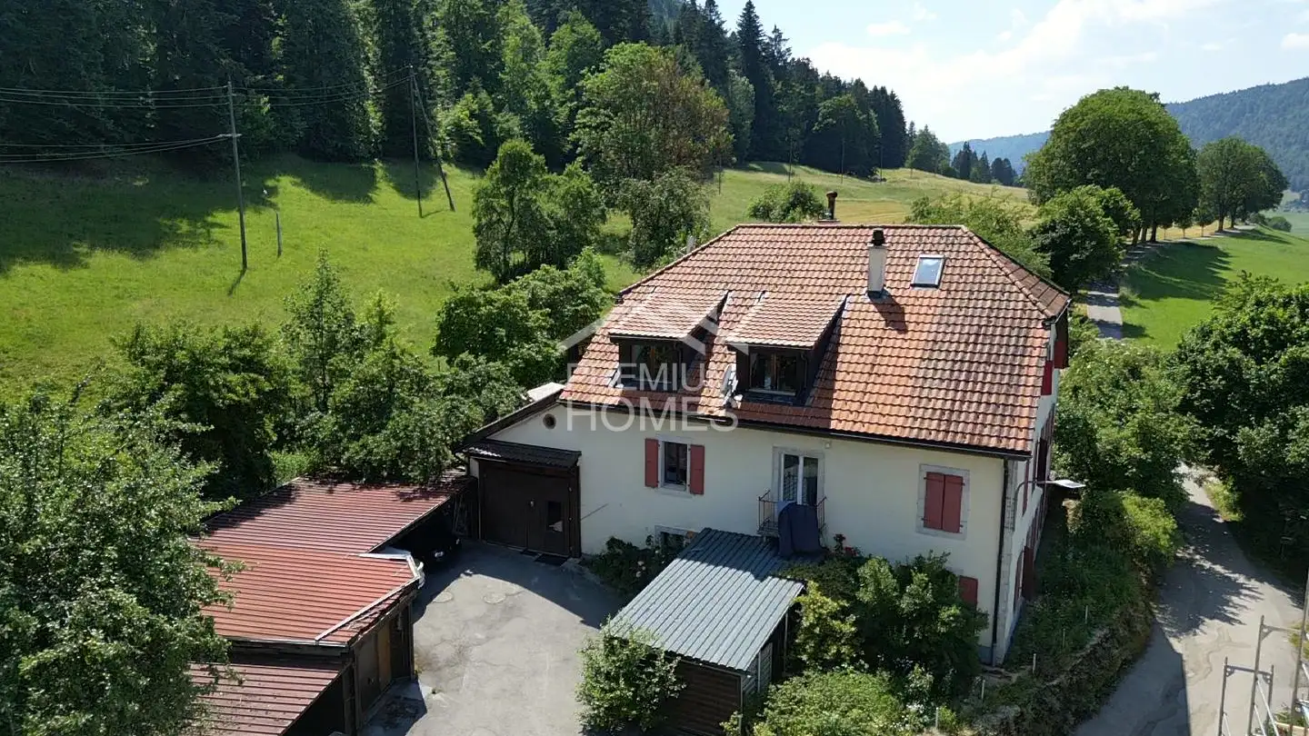 Mehrfamilienhaus kaufen - 2114 Fleurier