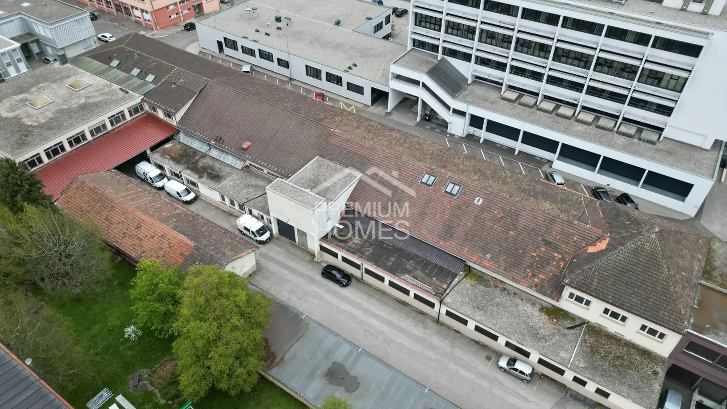 Gewerbe kaufen - 2300 La Chaux-de-Fonds
