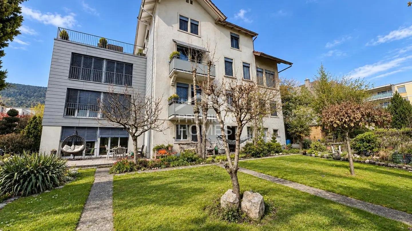 Residential building for sale - 2540 Grenchen