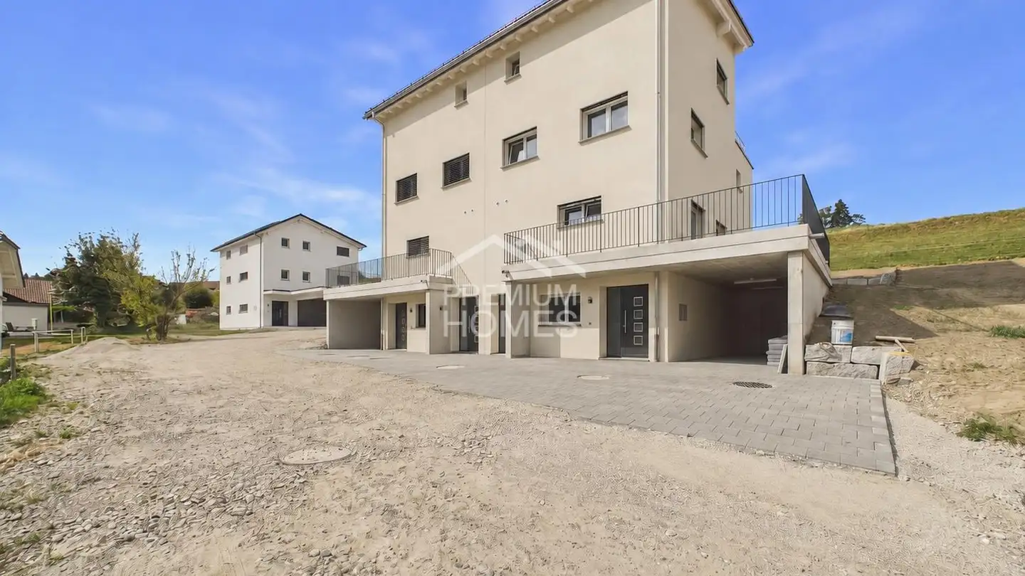 Semi-detached house for sale - 1735 Giffers