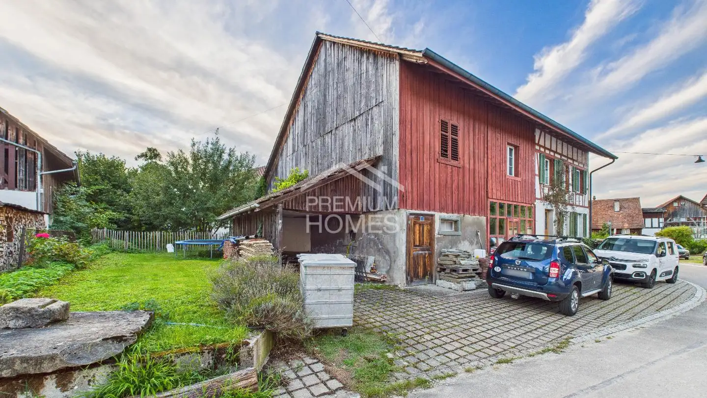 Farm for sale - 8458 Dorf