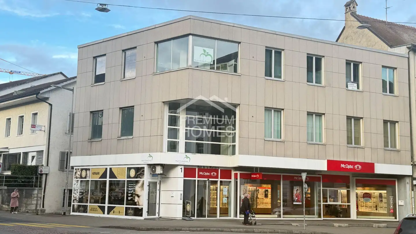 Commercial à vendre - 2800 Delémont