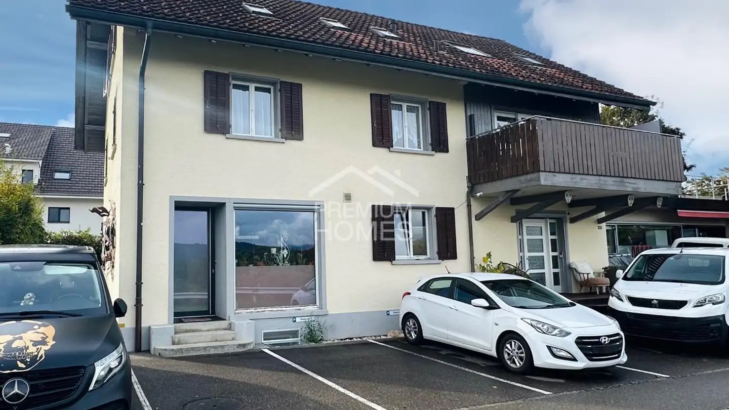 Mischgenutztes Gebäude kaufen - 5244 Birrhard