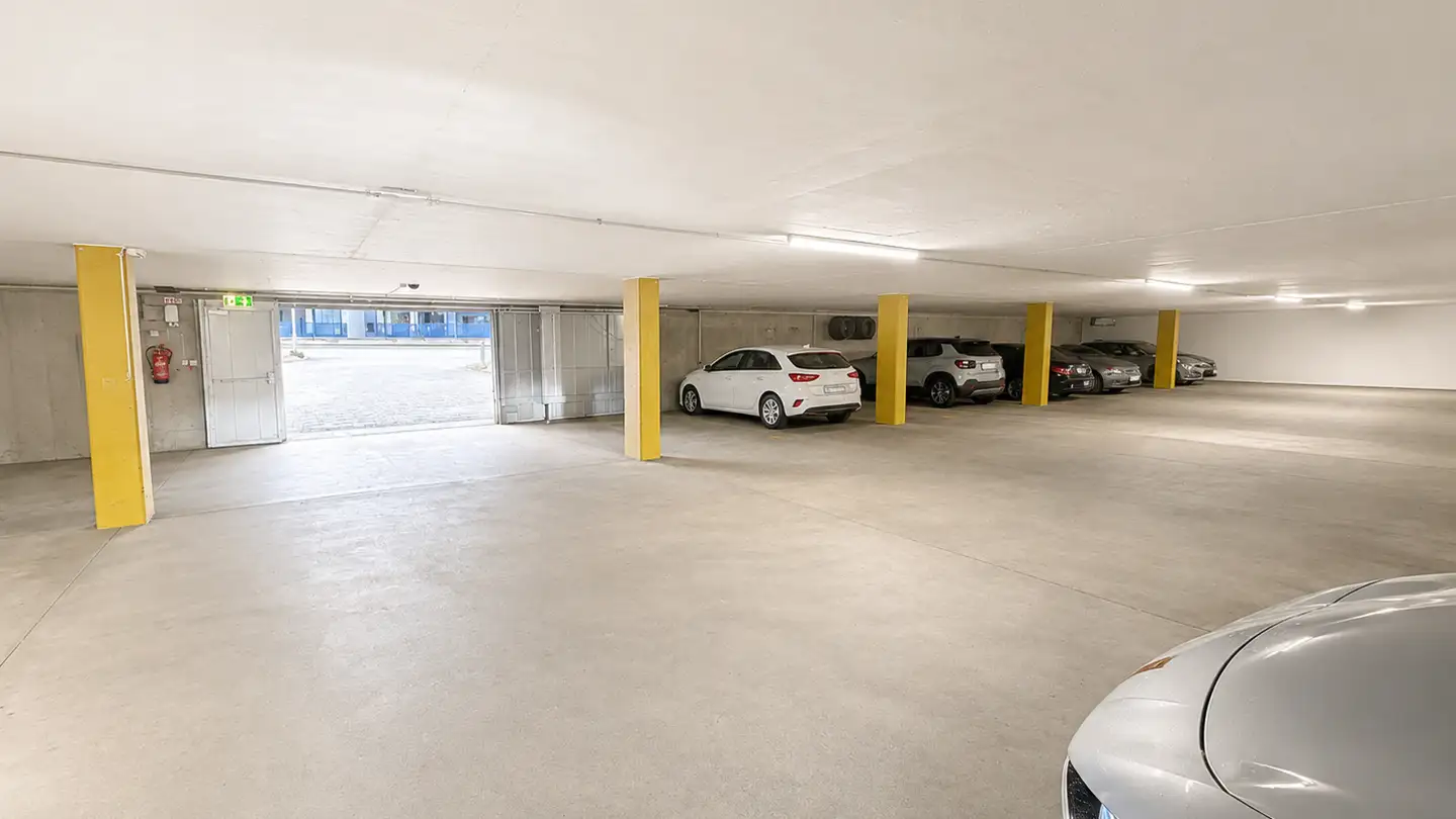 Underground parking space for rent - Hubring 42, 8303 Bassersdorf - Photo 2