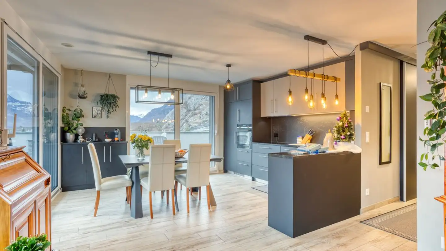 Attique à vendre - 1957 Ardon