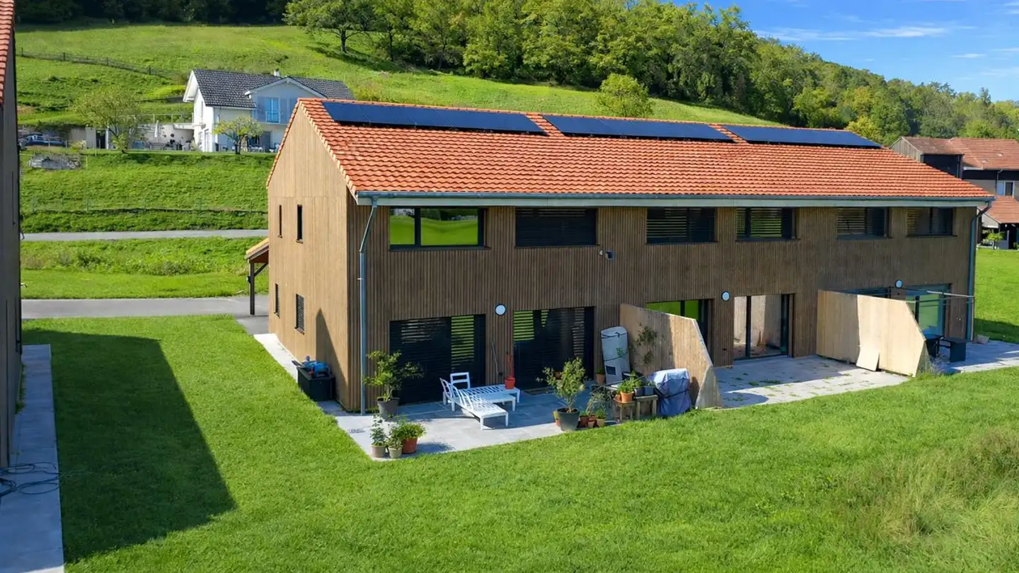 Semi-detached house for sale - 1527 Villeneuve FR - Photo 2