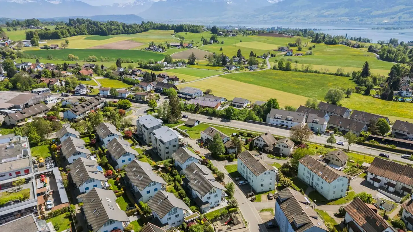 Doppelhaushälfte kaufen - Blumenbergstrasse 6c, 8633 Wolfhausen - Foto 3