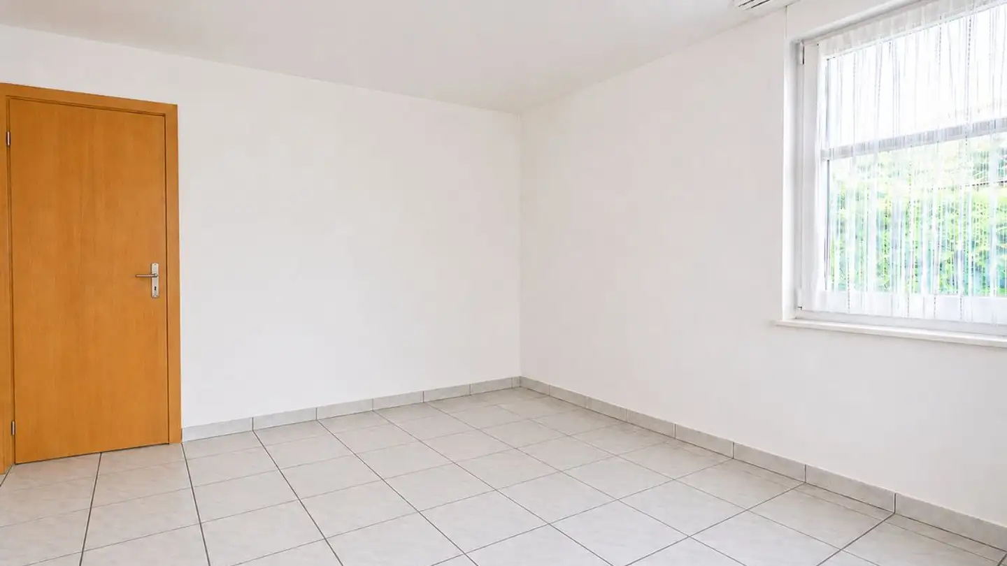 Semi-detached house for sale - Rebenstrasse 24a, 4112 Bättwil - Photo 3