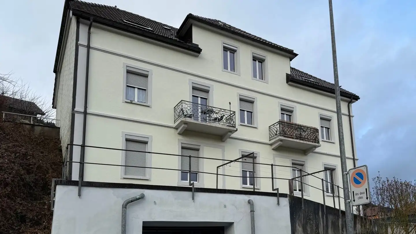 Residential building for sale - Rue De Chasseral 1, 2610 St-Imier