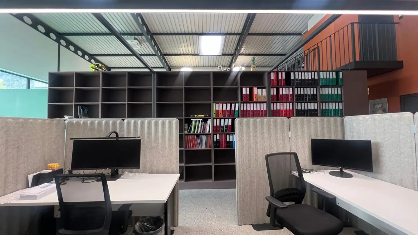 Office space for rent - 1920 Martigny - Photo 2