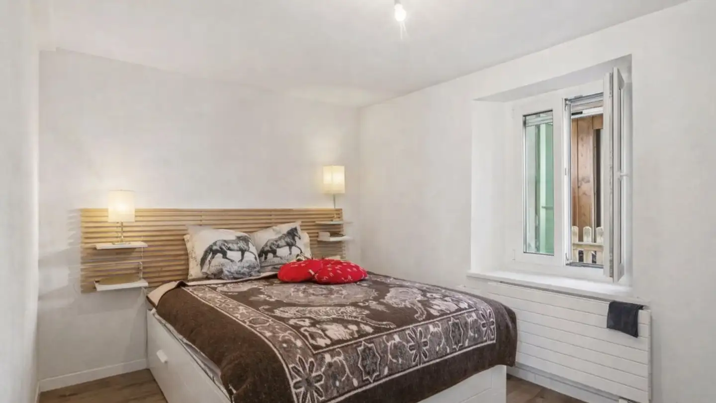 Single house for sale - 1524 Marnand - Photo 3