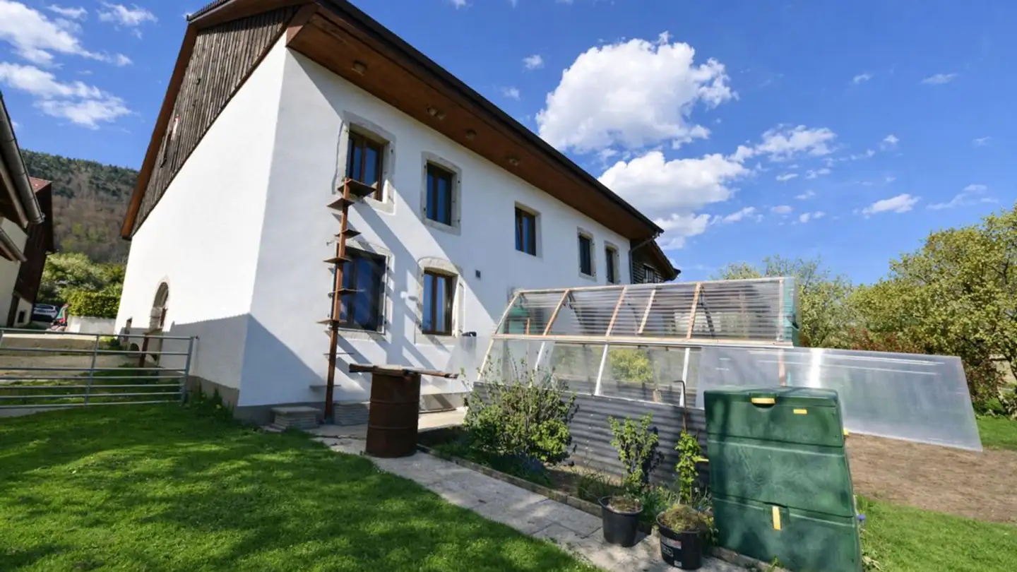 Single house for sale - 2516 Lamboing