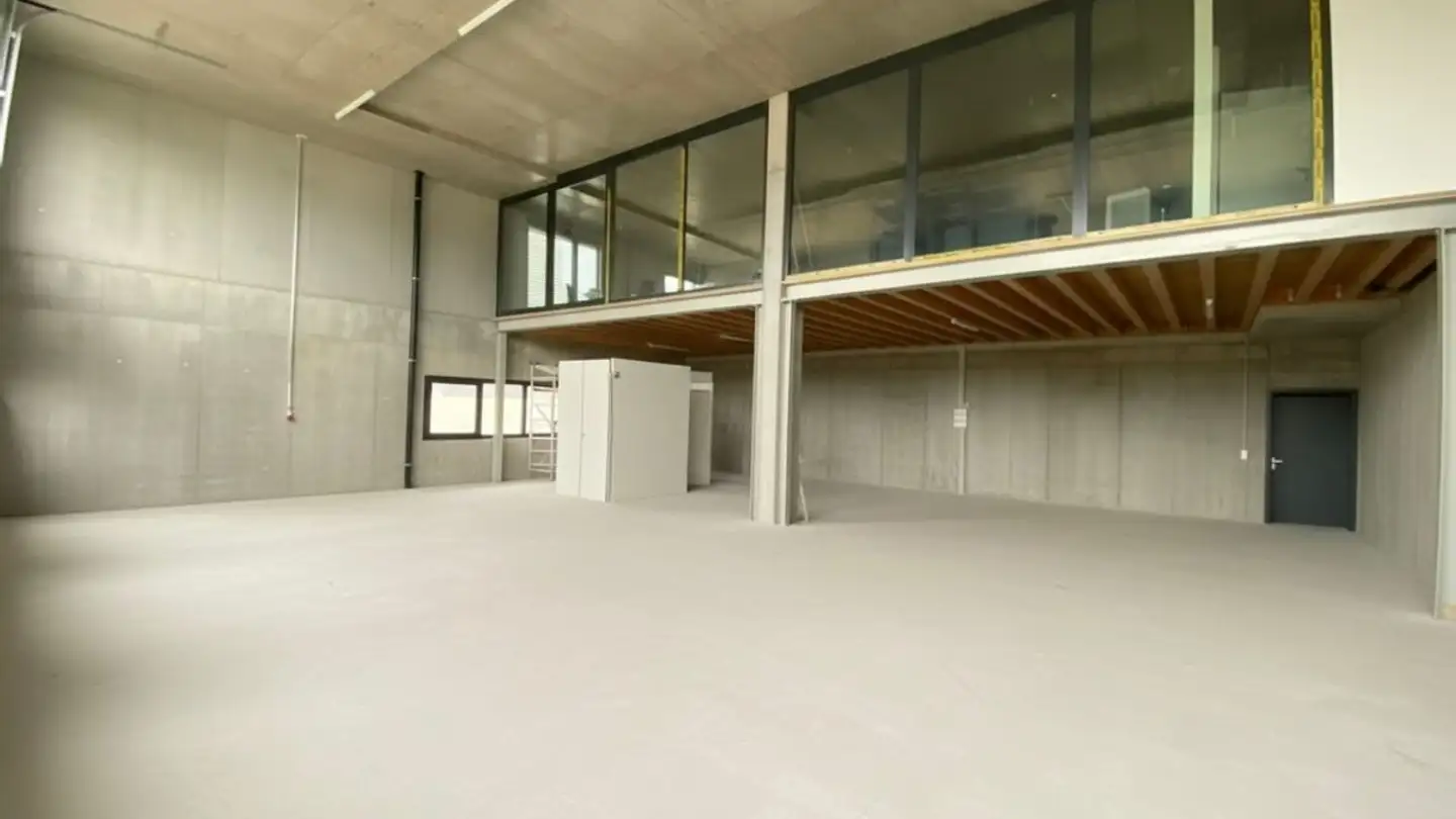 Industrieimmobilie mieten - 1566 St-Aubin FR