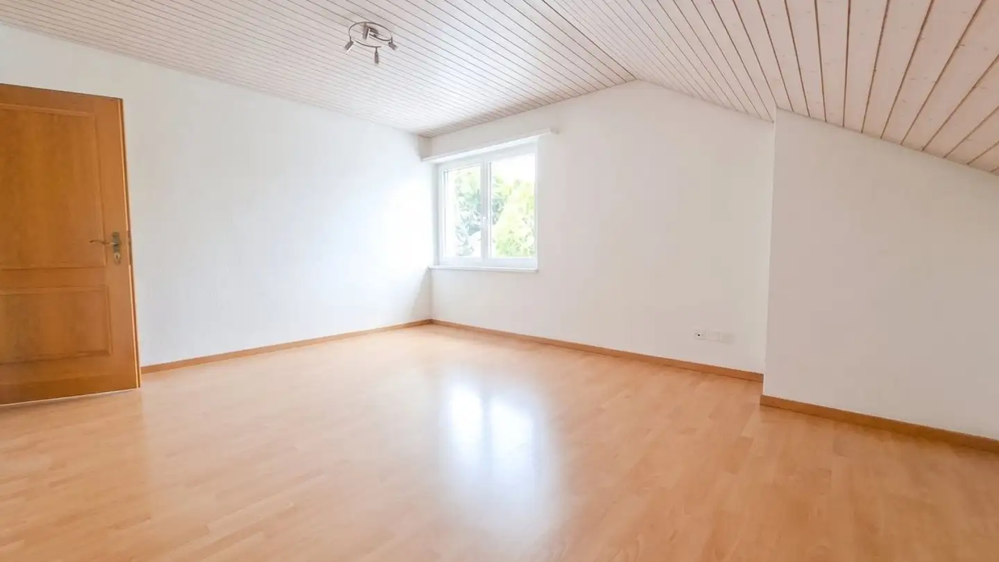 Attic flat for rent - Schulstrasse, 5326 Schwaderloch - Photo 4