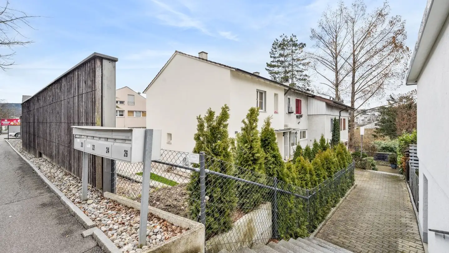 Row house for sale - Therwilerstrasse 20, 4104 Oberwil BL