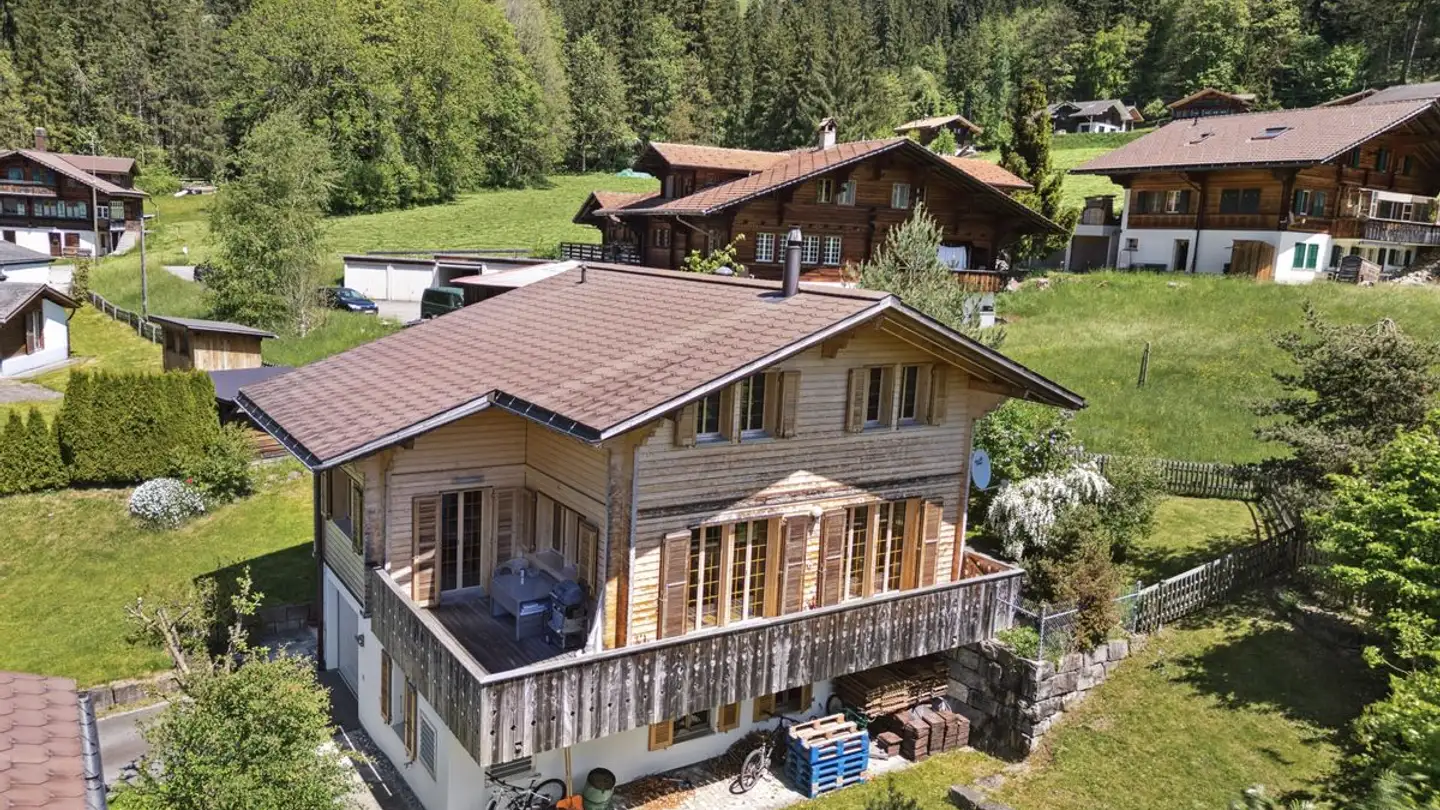 Casa singola in vendita - Pfyfeneggstrasse, 3770 Zweisimmen