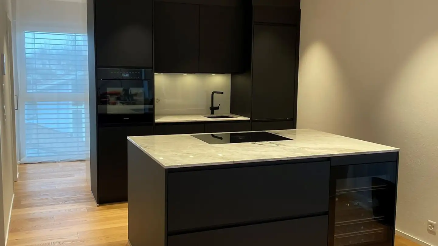 Apartment for sale - 5034 Suhr
