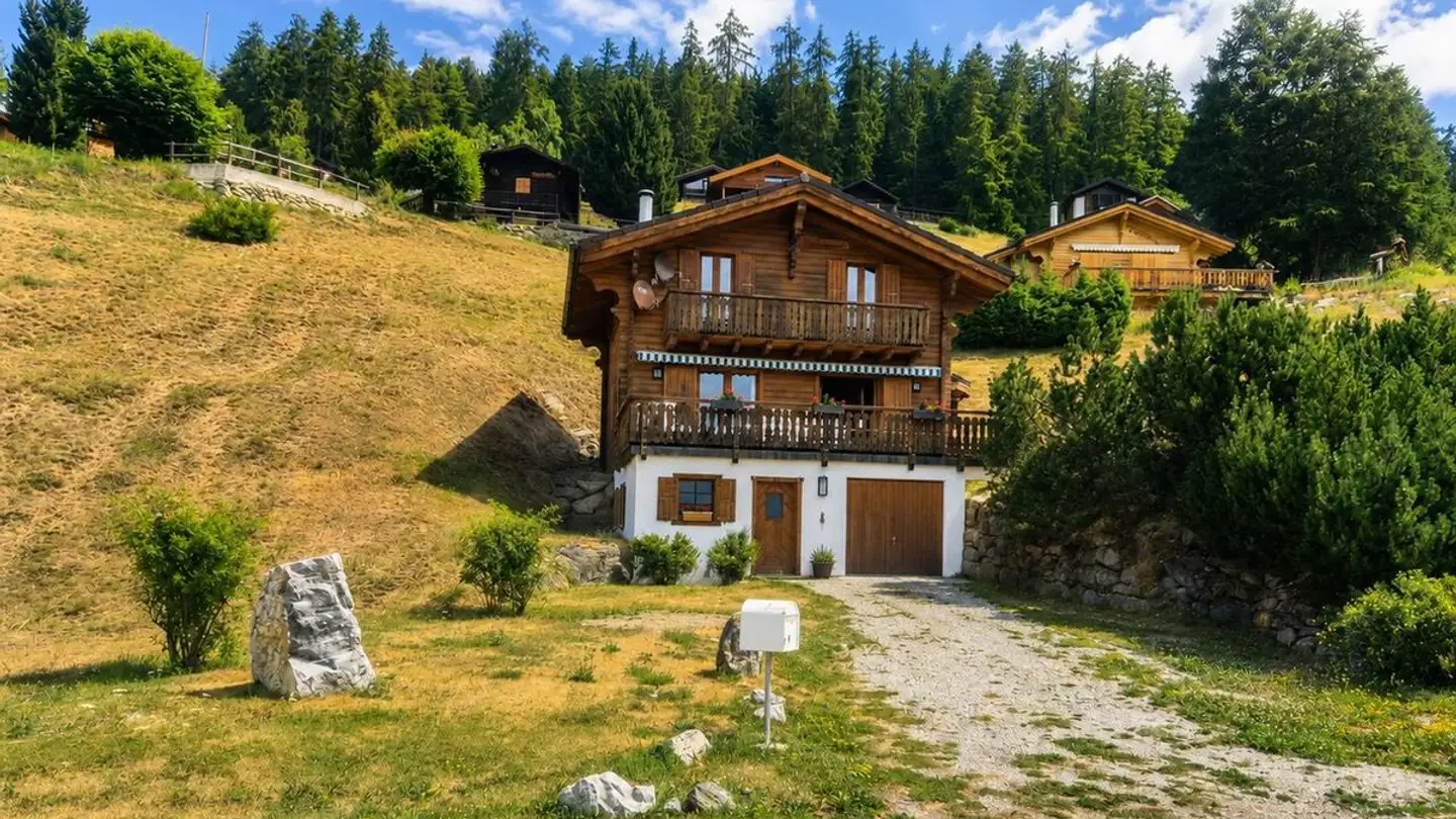 Chalet for sale - 1968 Mase - Photo 2