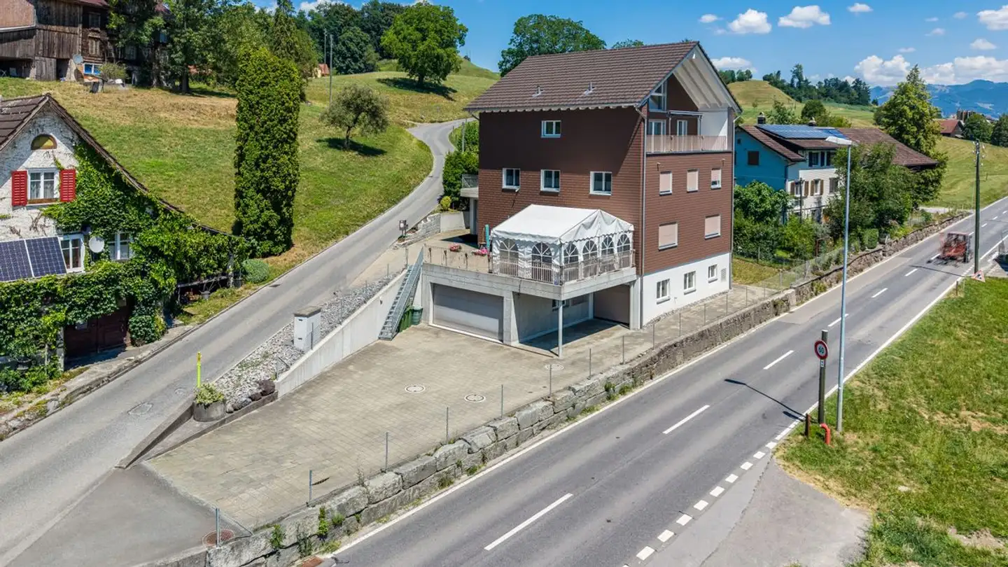 Edificio residenziale in vendita - Holeneich 14, 8856 Tuggen