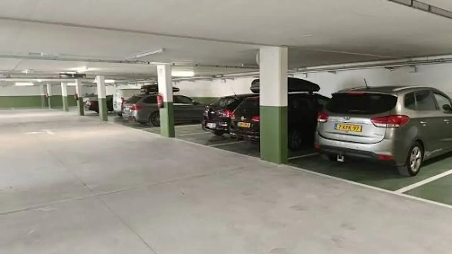 Parcheggio sotterraneo in affitto - Via Valdani, 6830 Chiasso
