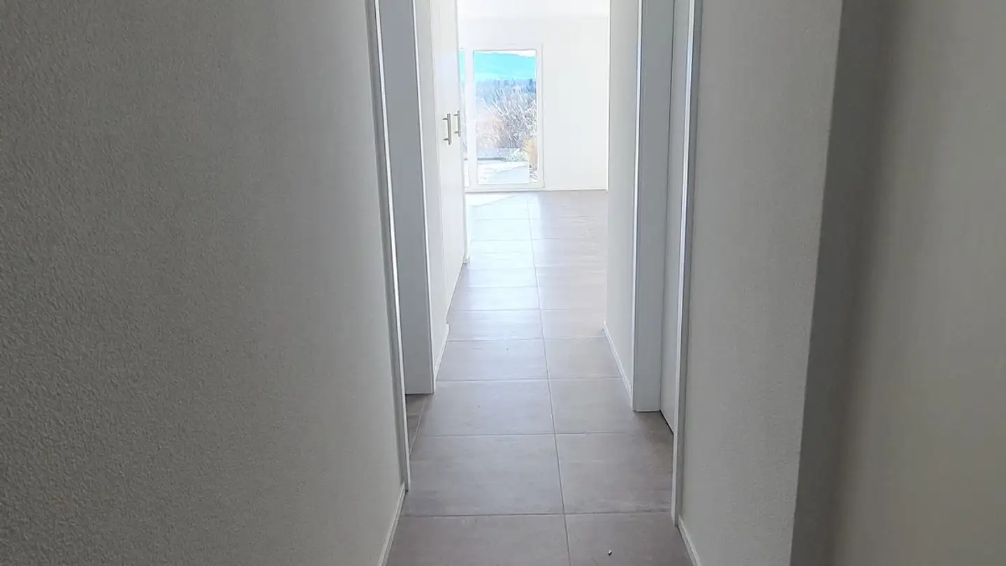 Stepped apartment for rent - Chemin Des Colombettes 9, 1740 Neyruz FR - Photo 2