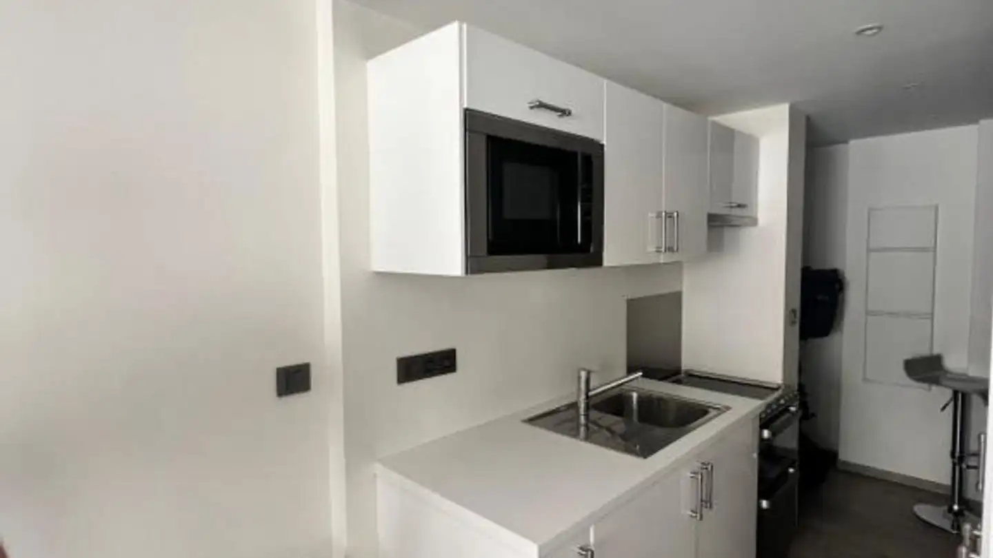 Studio for rent - Rue Jules-Gachet 2, 1260 Nyon - Photo 2