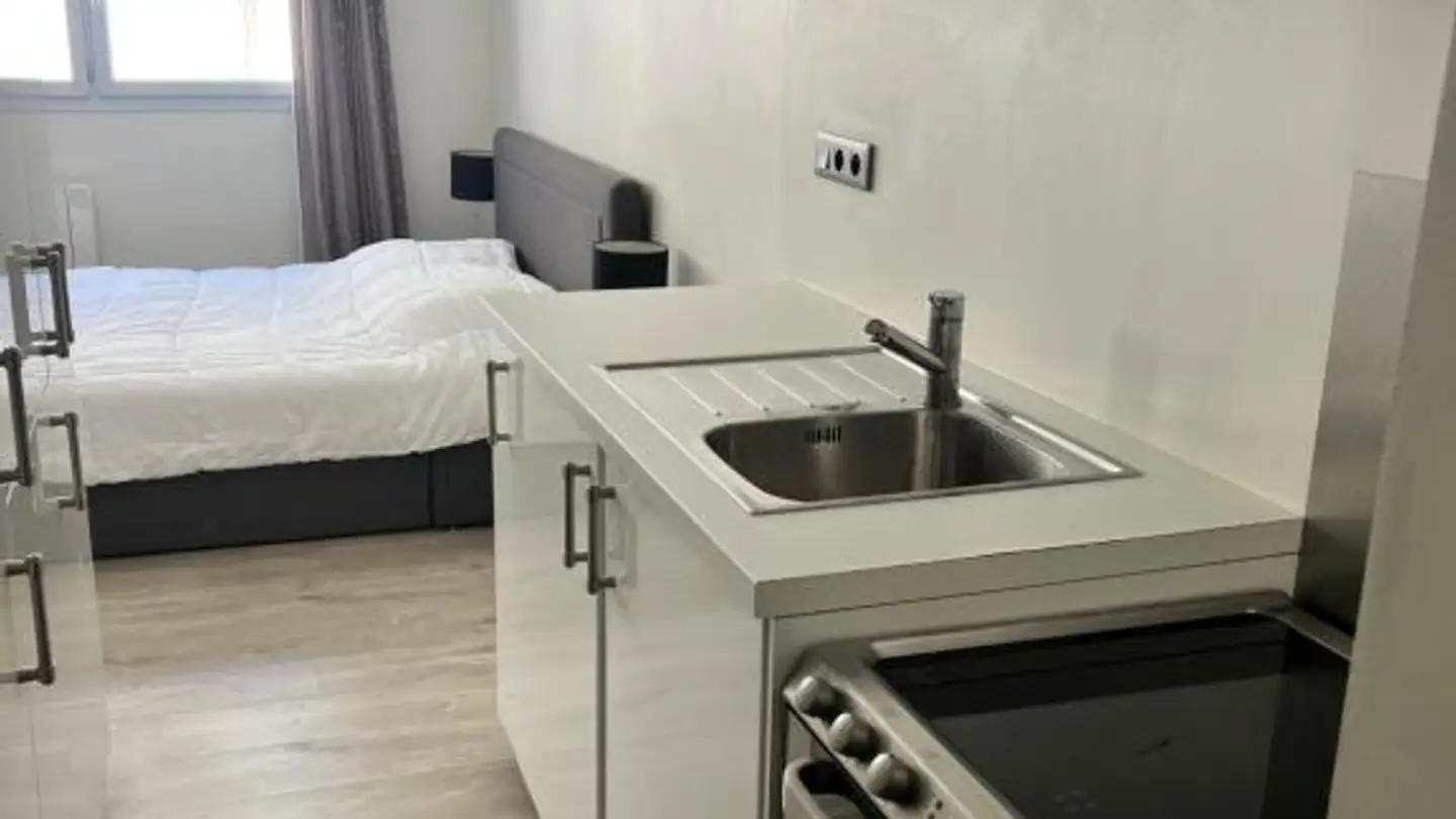 Studio for rent - Rue Jules-Gachet 2, 1260 Nyon - Photo 4