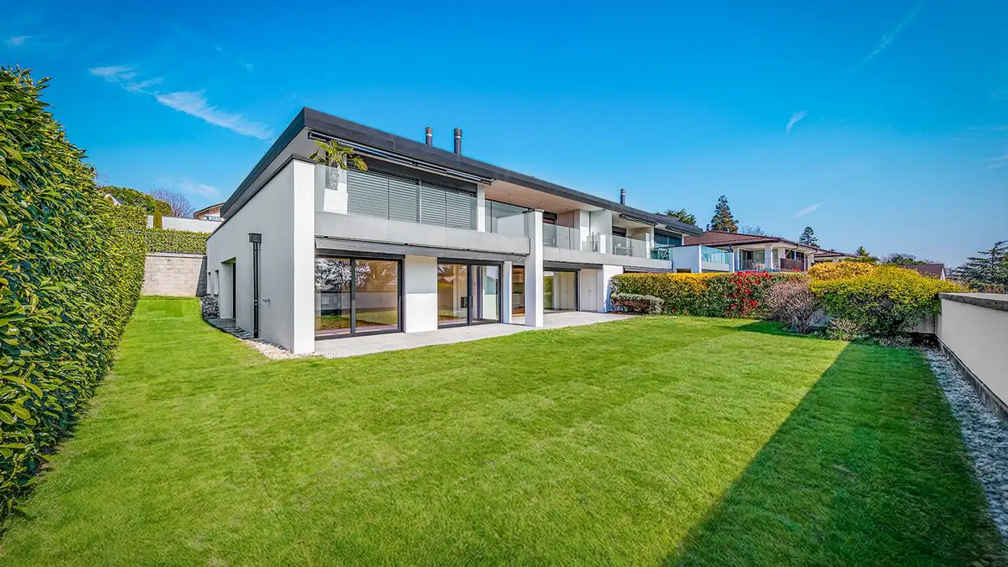 Stepped apartment for sale - 1162 St-Prex - Photo 2