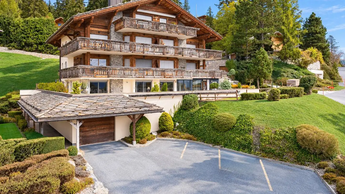 Apartment for sale - 3963 Crans-Montana - Photo 2