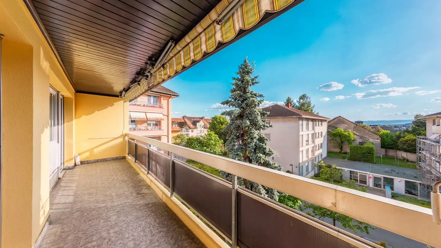 Attic flat for sale - 1020 Renens VD - Photo 4