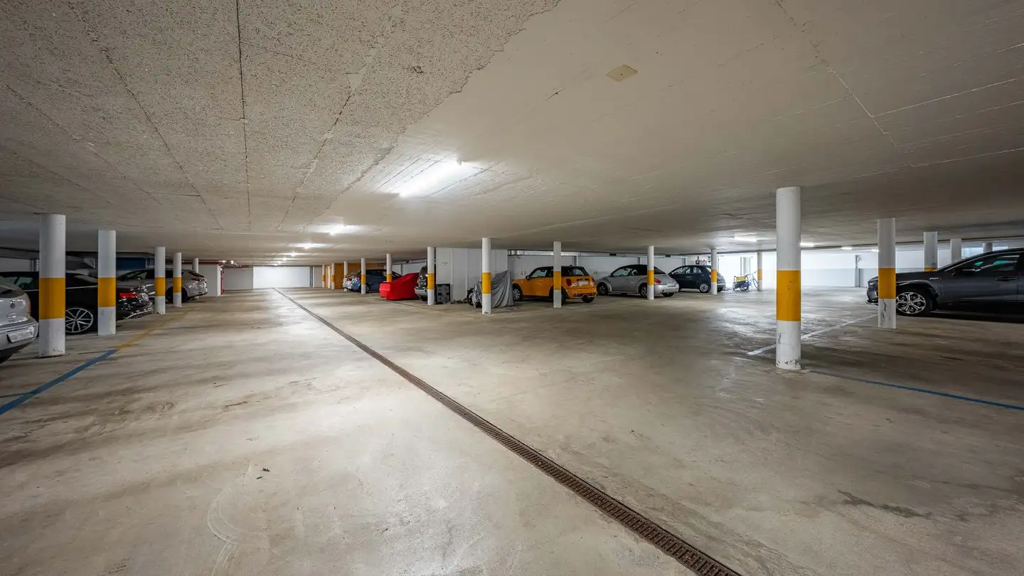 Place de parking souterraine à louer - Bahnhofstrasse 21b, 9450 Altstätten SG - Photo 4