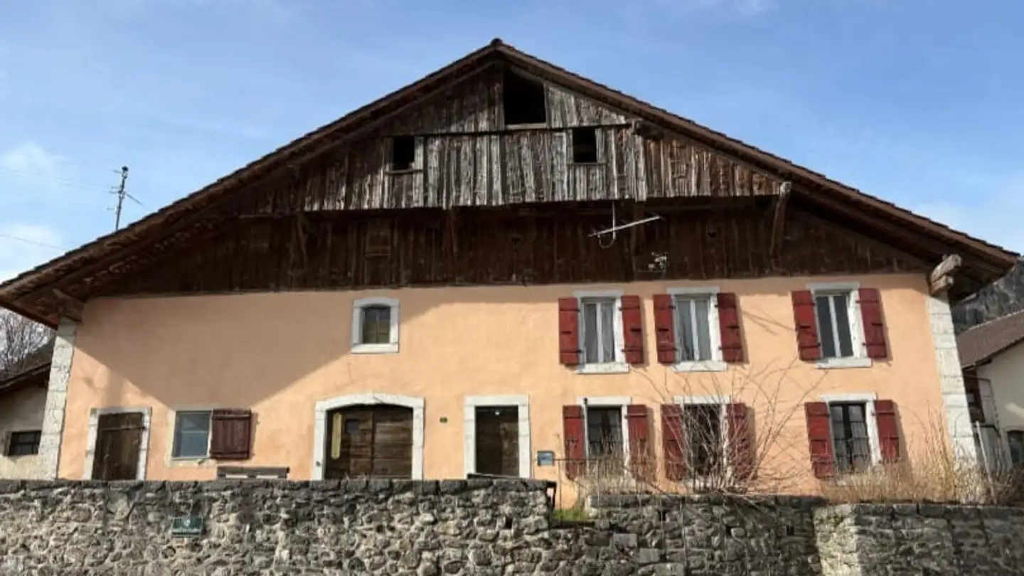 Apartment for sale - Place de l'Eglise 1, 1428 Provence