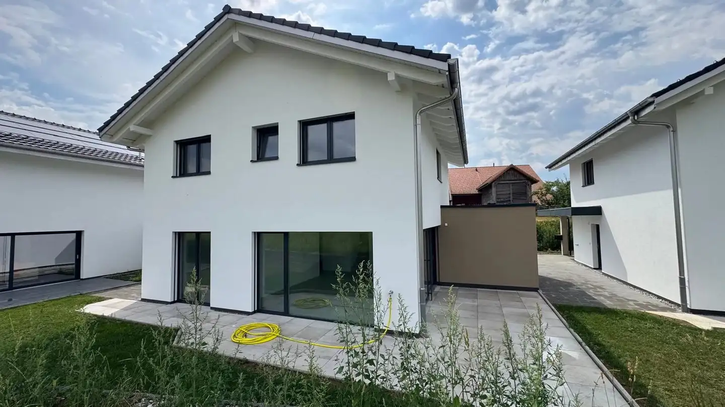 Single house for sale - 1694 Villargiroud