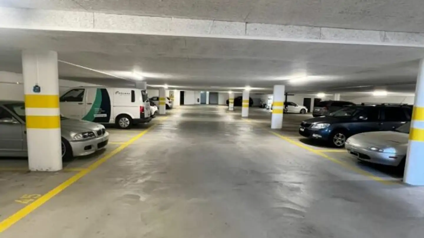 Place de parking souterraine à louer - Unterdorfstrasse 1, 6276 Hohenrain - Photo 2