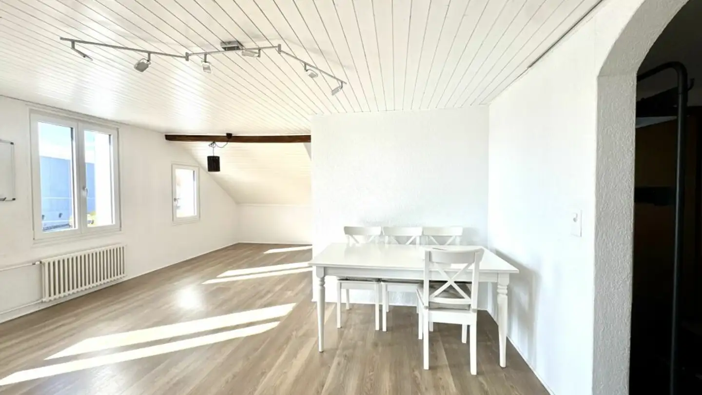 Attic flat for rent - Bahnhofstrasse 19, 5506 Mägenwil - Photo 4