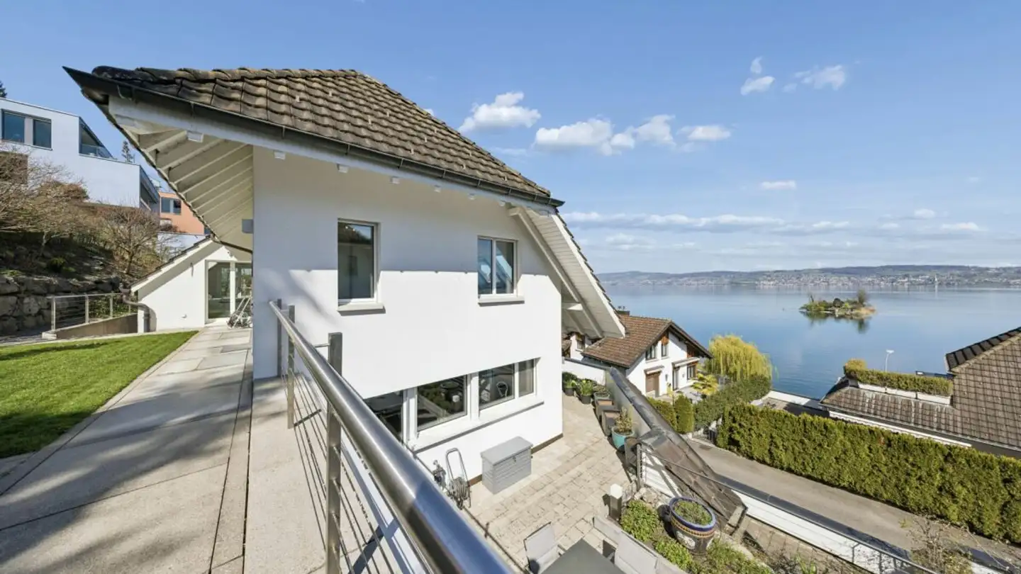 Casa singola in vendita - Unter Hafen 16, 8806 Bäch SZ