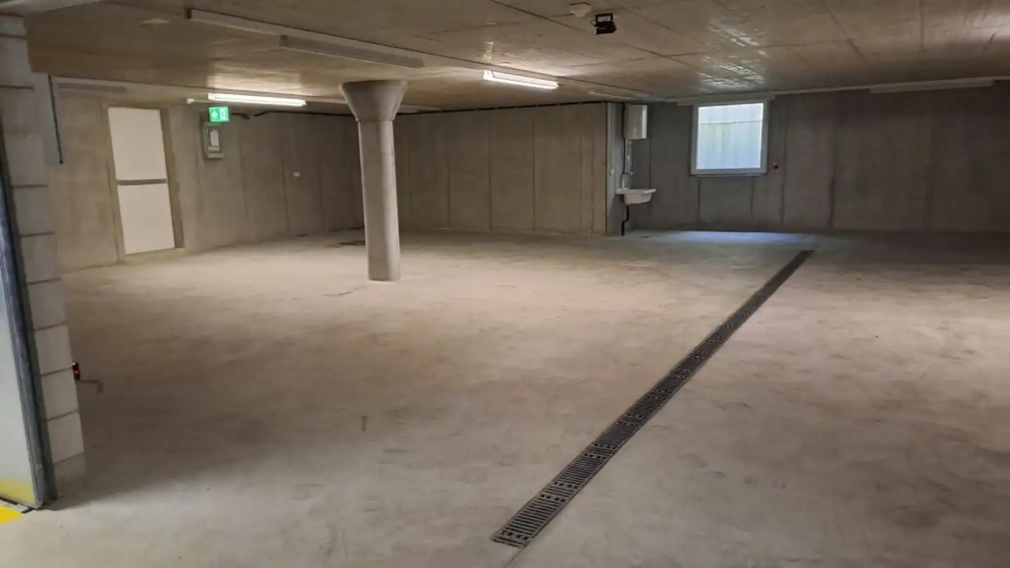 Parcheggio sotterraneo in affitto - Dorfstrasse 37, 3432 Lützelflüh-Goldbach - Foto 3