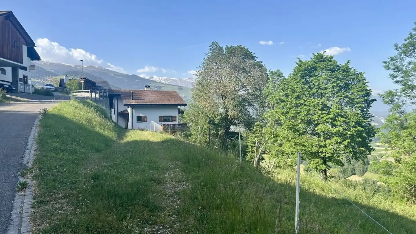Constructible plot for sale - Via Sutcurtgins, 7141 Luven - Photo 2