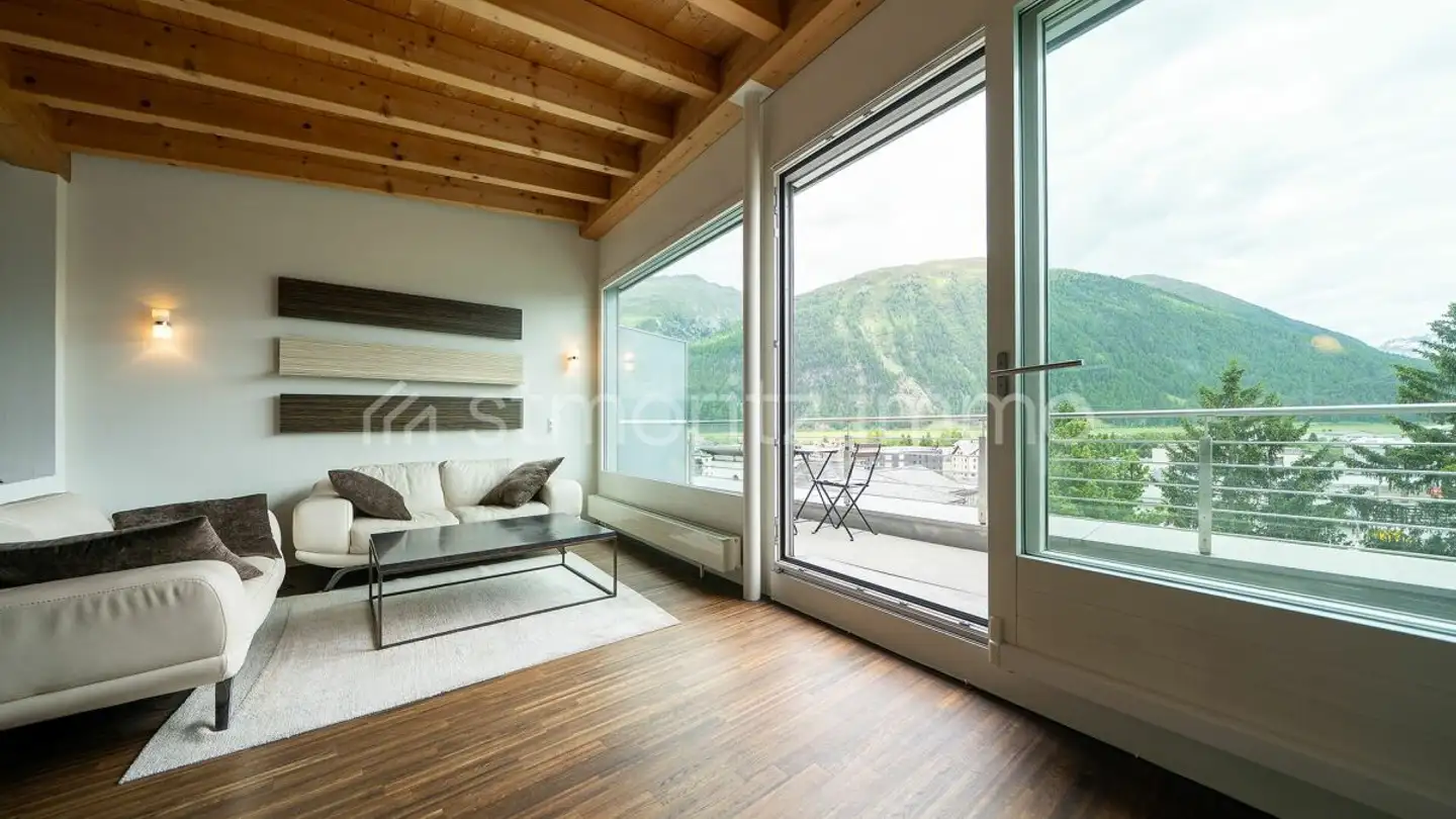 Semi-detached house for rent - Crusch, 7503 Samedan