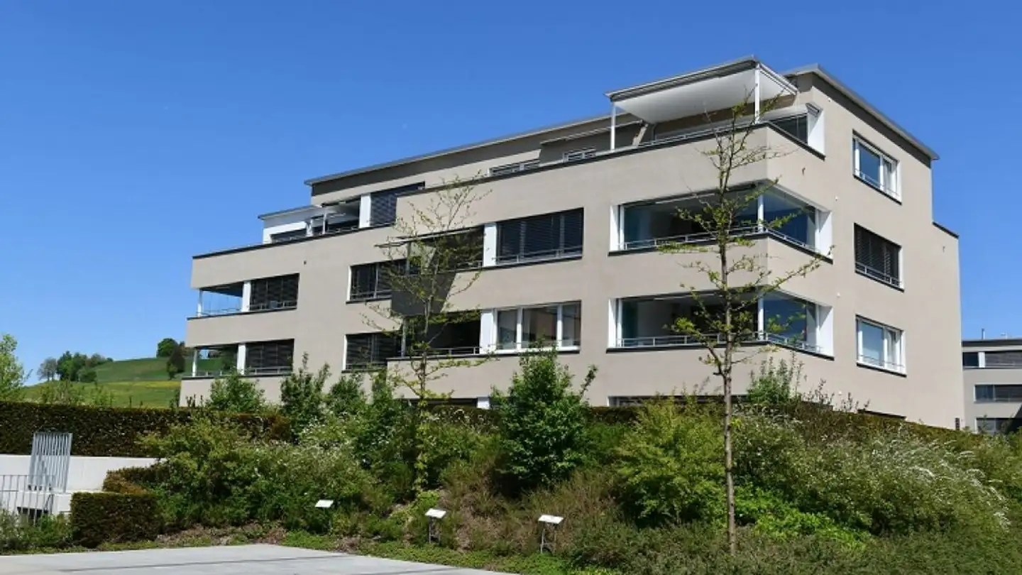 Outdoor parking space for rent - Hohleichstrasse 6, 8360 Eschlikon TG - Photo 3