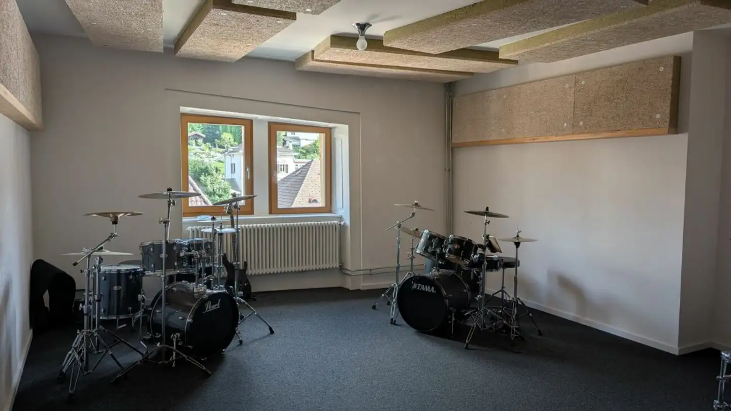 Atelier à louer - Rue Marie-Anne-Calame 5, 2400 Le Locle - Photo 2