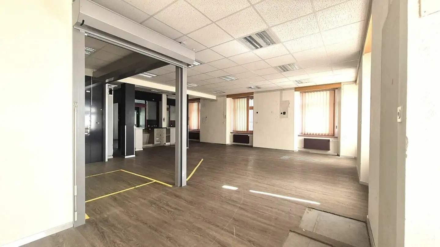 Commerciale in affitto - Rue De L'industrie 7, 2316 Les Ponts-de-Martel - Foto 3