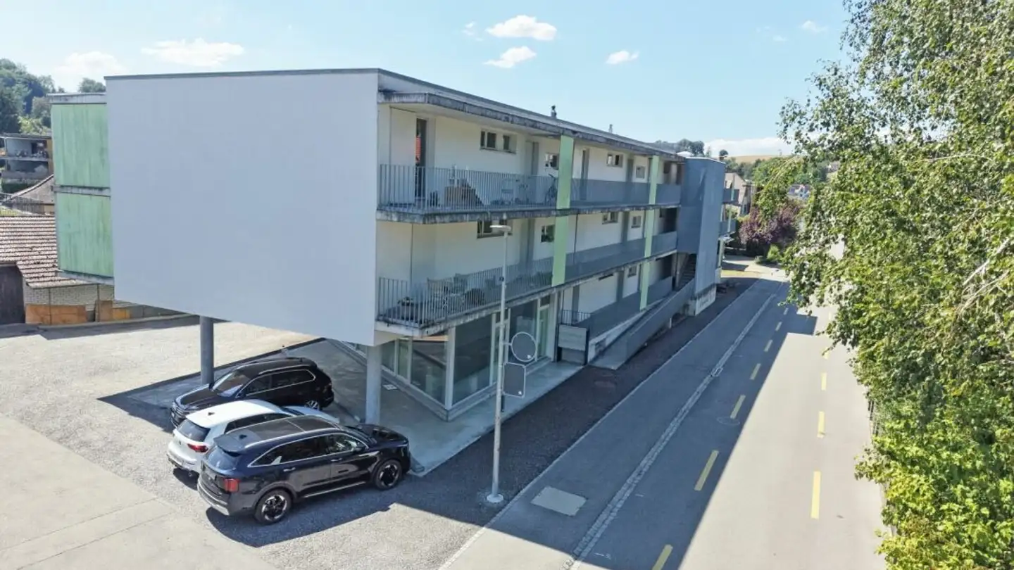 Mischgenutztes Gebäude kaufen - Gartenstrasse 3, 3176 Neuenegg - Foto 2