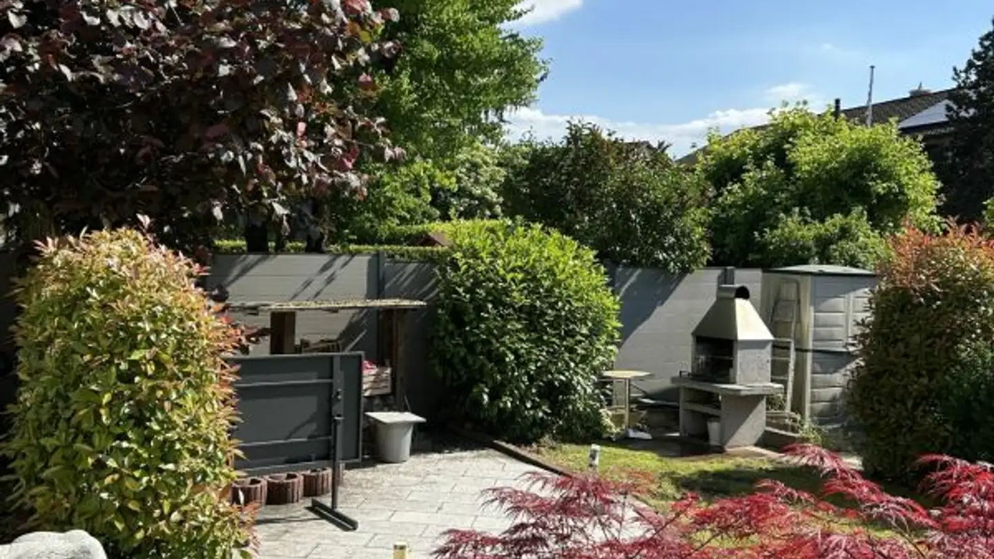 Casa bifamiliare in vendita - St. Jakob-Strasse 173, 4132 Muttenz